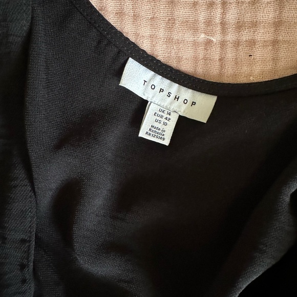 Topshop 3/4 Sleeve Black Wrap Top with Tortoise Shell Loop Buckle Size US10 - Picture 4 of 4